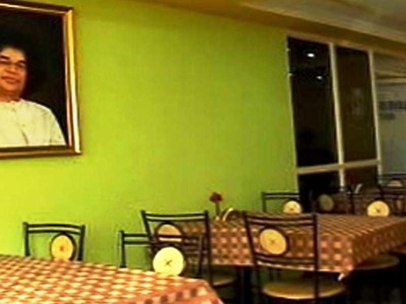 Hotel Sai Towers Puttaparthi Zewnętrze zdjęcie