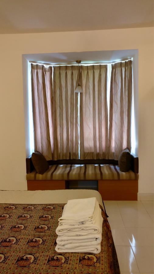 Hotel Sai Towers Puttaparthi Zewnętrze zdjęcie