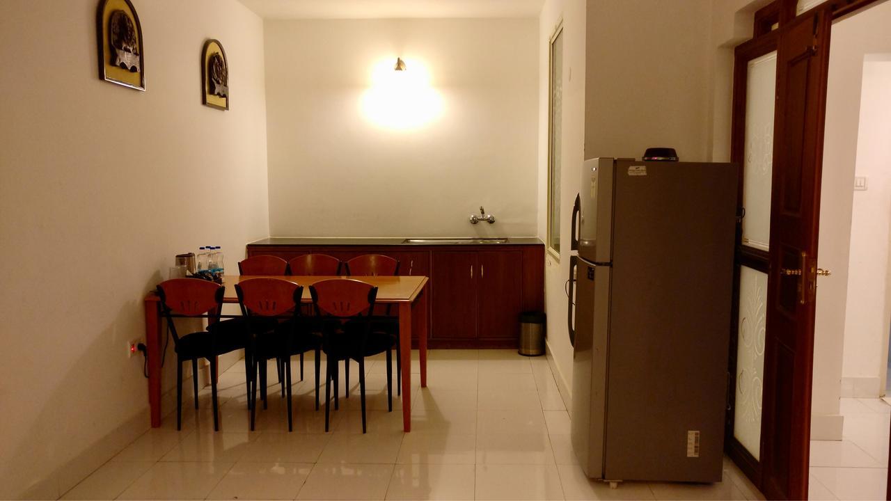 Hotel Sai Towers Puttaparthi Zewnętrze zdjęcie