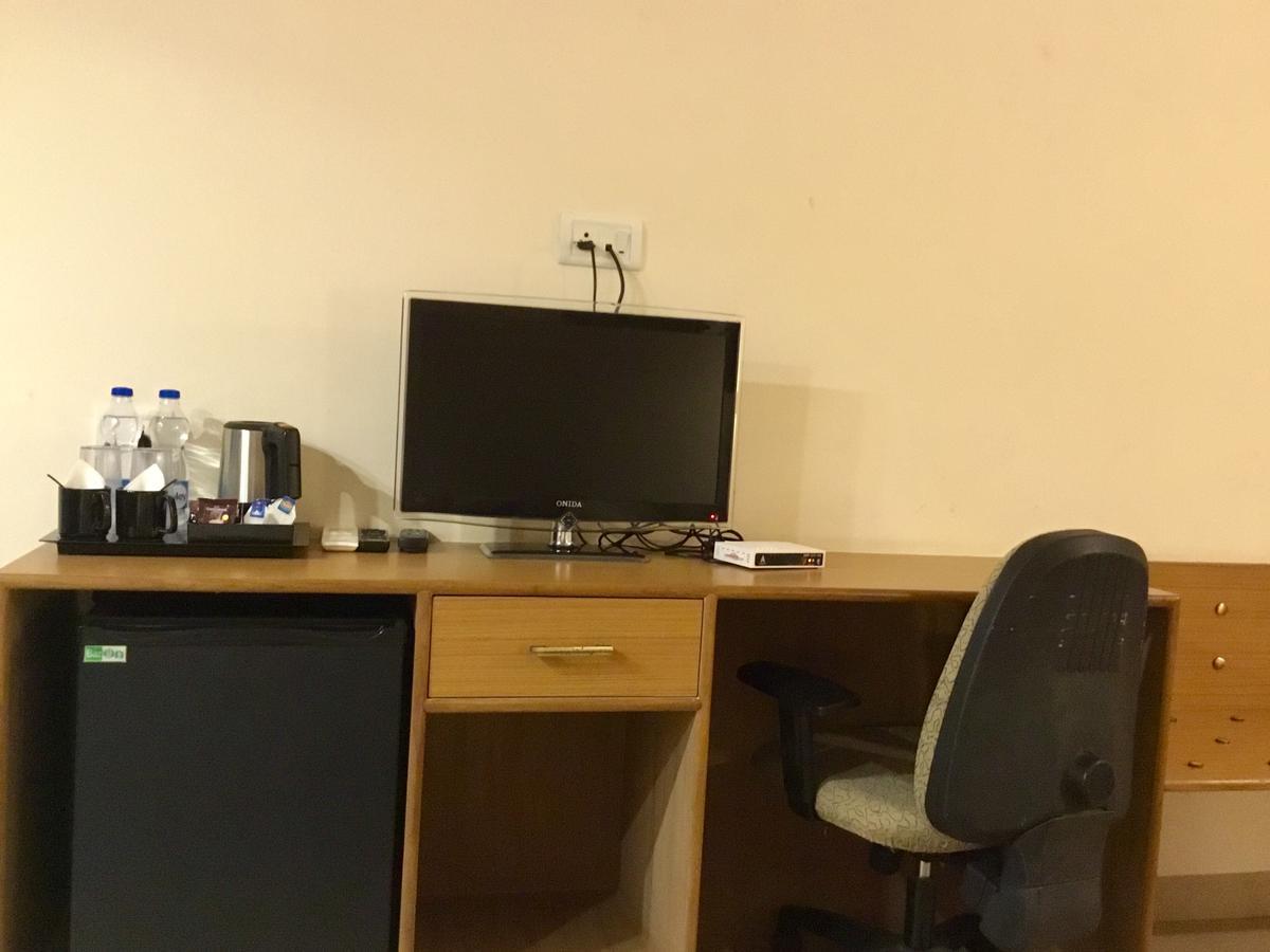 Hotel Sai Towers Puttaparthi Zewnętrze zdjęcie