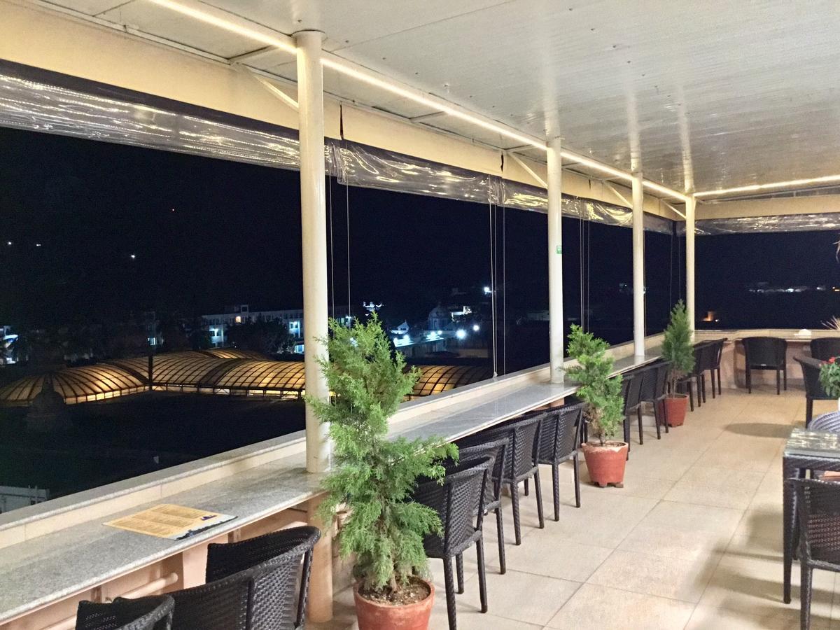 Hotel Sai Towers Puttaparthi Zewnętrze zdjęcie